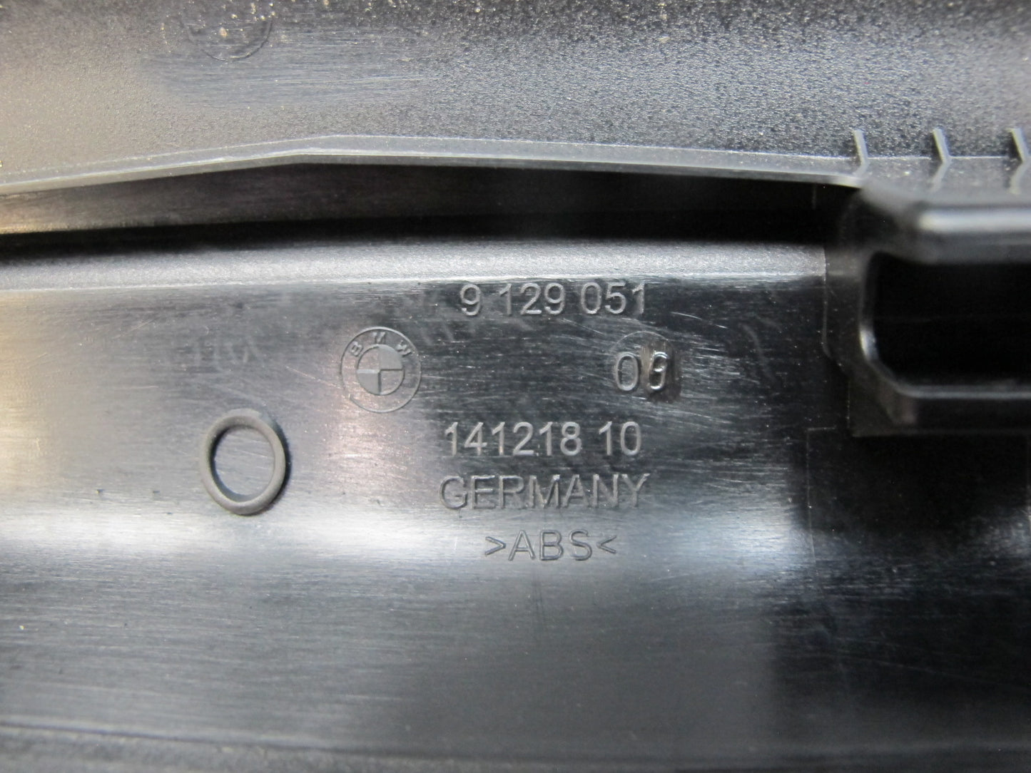 09-16 BMW E89 Z4 Set of 2 Right Left Door Inner Scuff Step Sill Plate Trim OEM