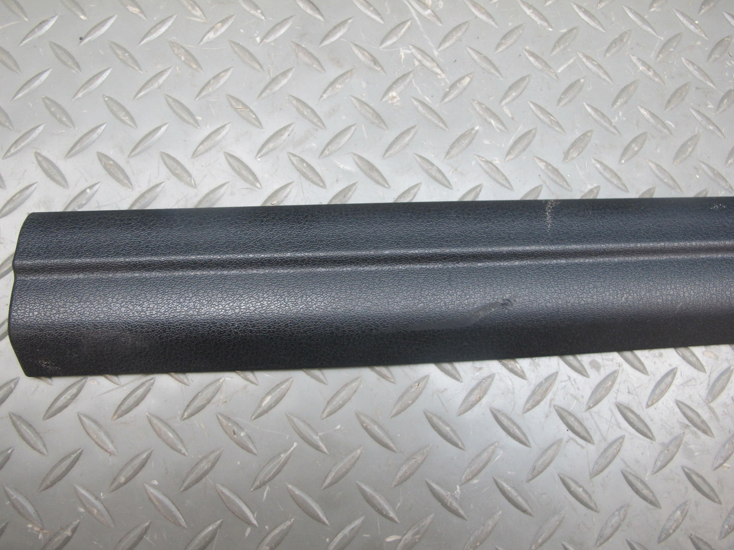 09-16 BMW E89 Z4 Set of 2 Right Left Door Inner Scuff Step Sill Plate Trim OEM
