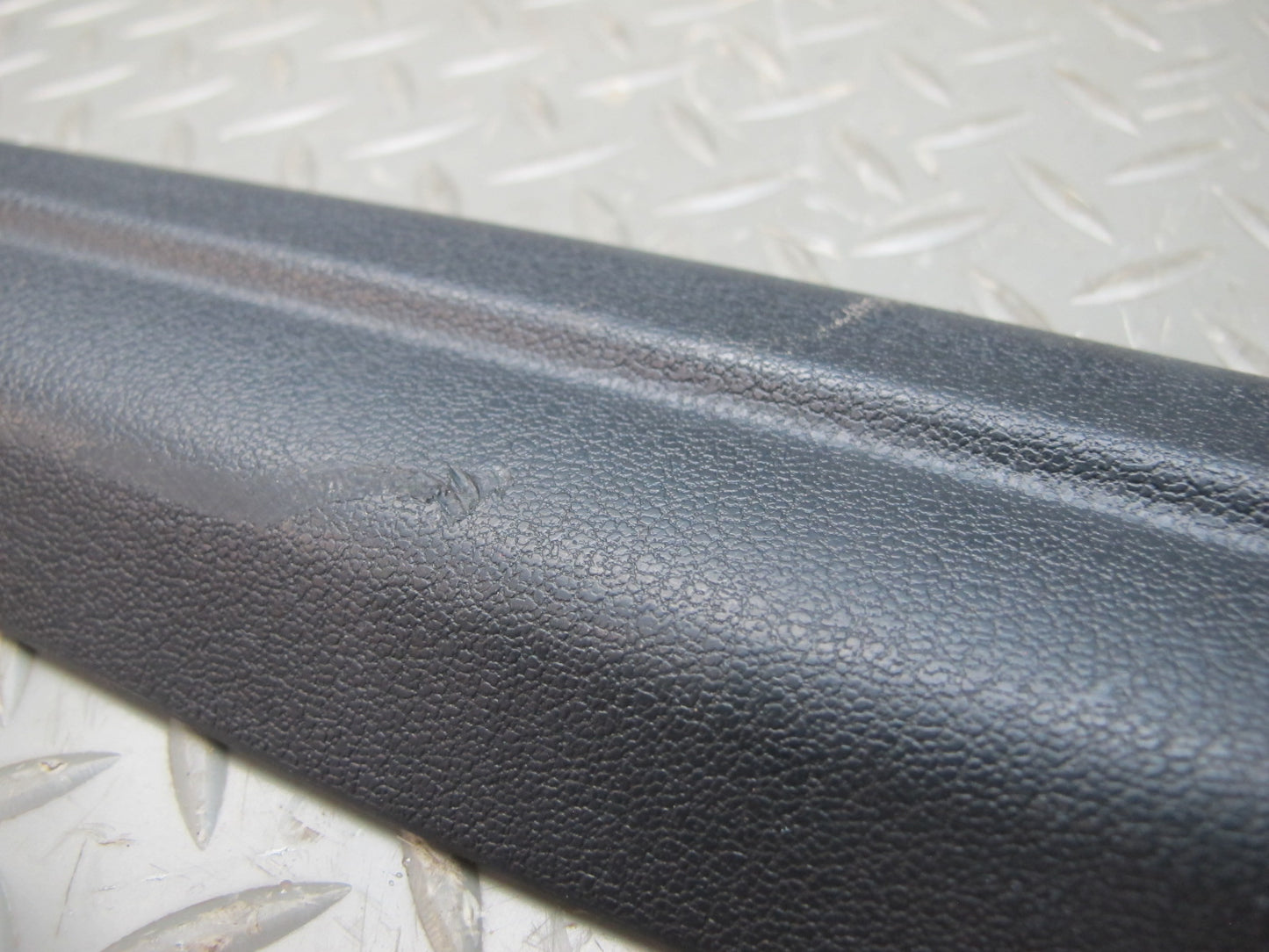 09-16 BMW E89 Z4 Set of 2 Right Left Door Inner Scuff Step Sill Plate Trim OEM