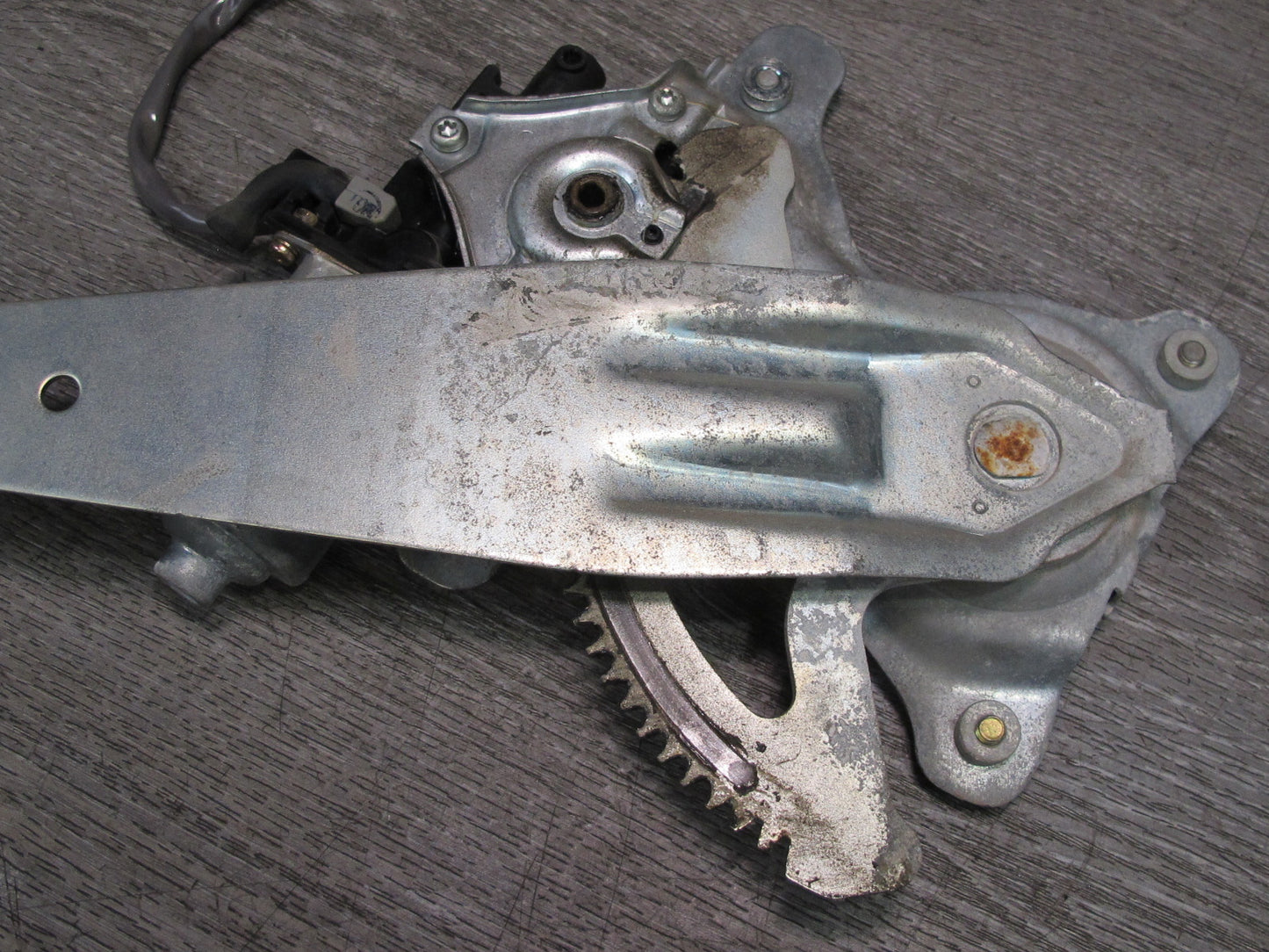 01-05 Lexus JCE10 IS300 Rear Right Door Window Regulator w Motor OEM