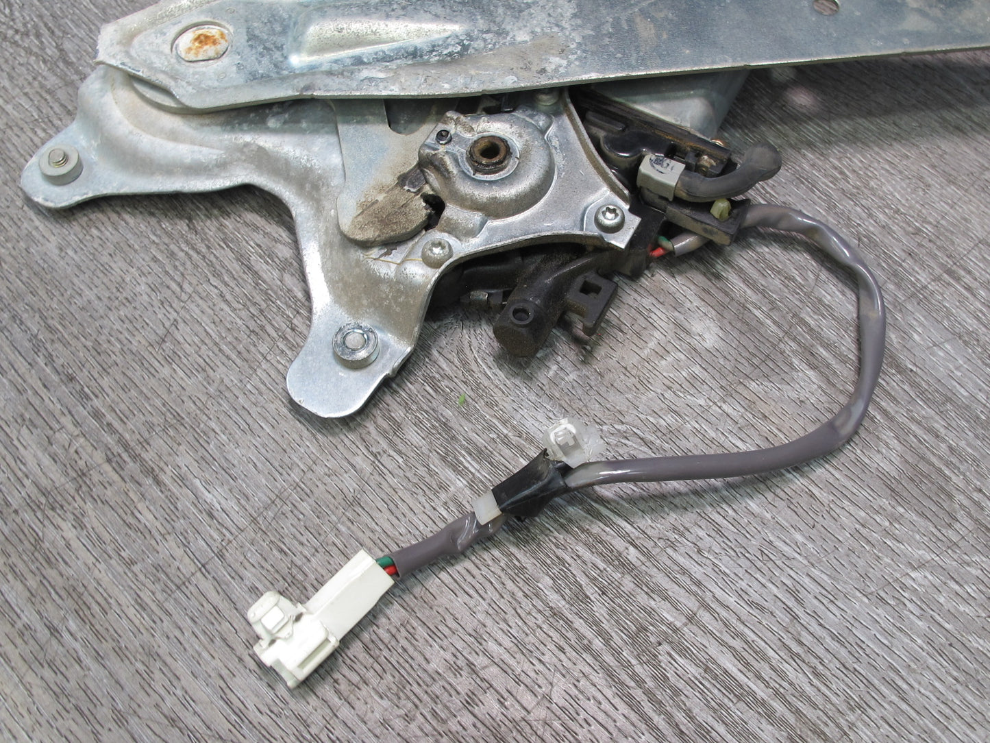 01-05 Lexus JCE10 IS300 Rear Right Door Window Regulator w Motor OEM