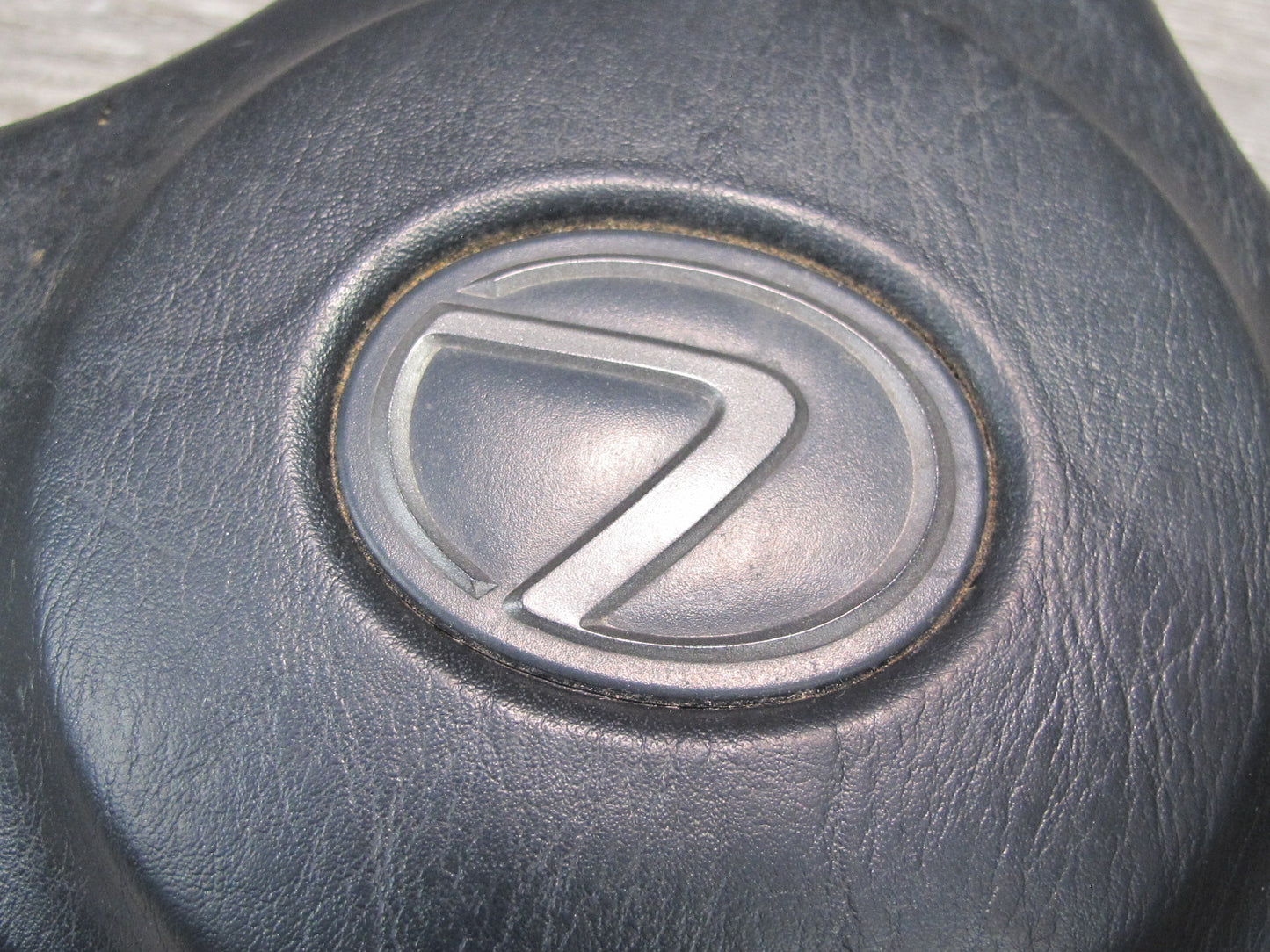 01-03 LEXUS IS300 FRONT LEFT DRIVER SIDE STEERING WHEEL SRS AIRBAG OEM