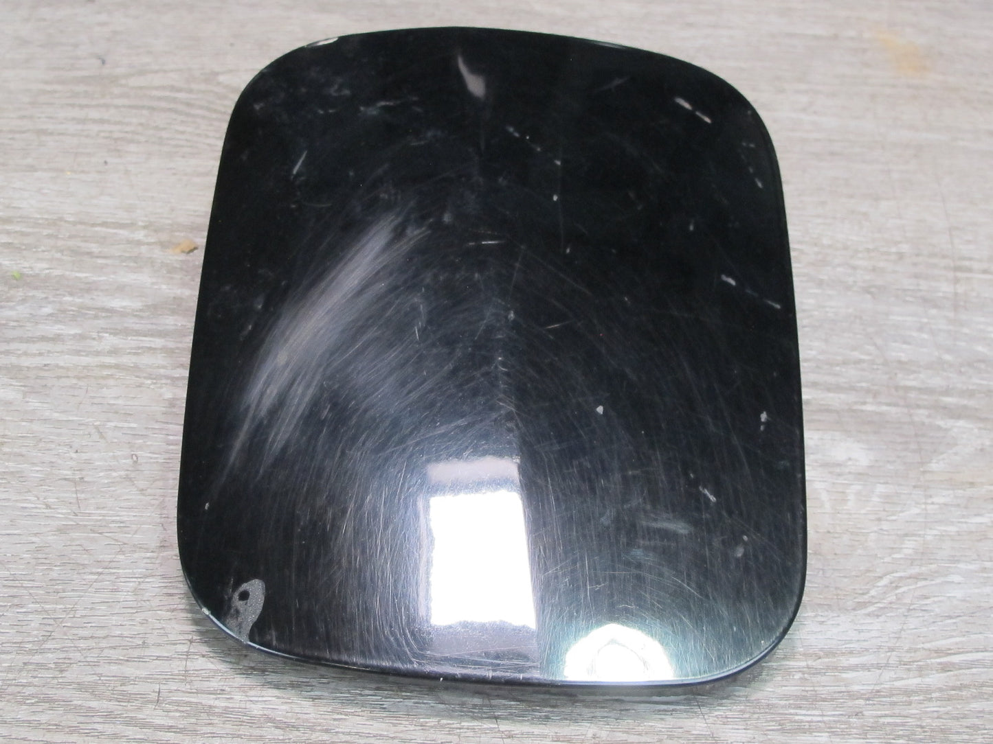 01-05 Lexus JCE10L IS300 Fuel Tank Filler Door Lid Cover OEM