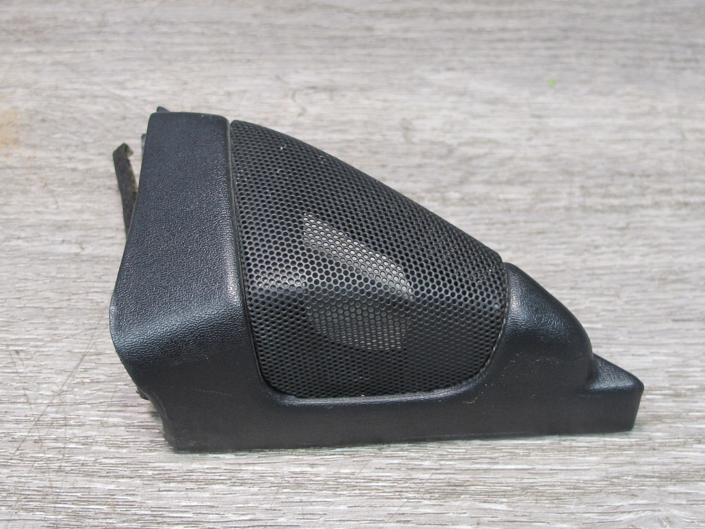 01-05 Lexus JCE10L IS300 Set of 2 Door Tweeter Speaker Trim Cover OEM