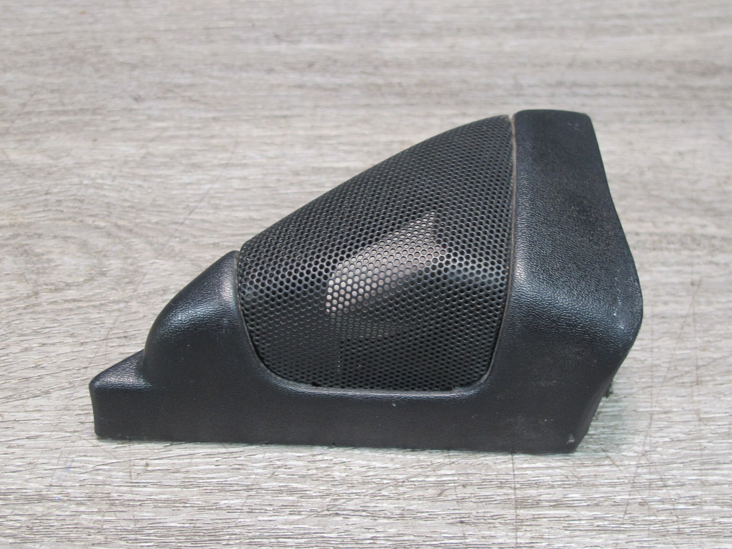 01-05 Lexus JCE10L IS300 Set of 2 Door Tweeter Speaker Trim Cover OEM