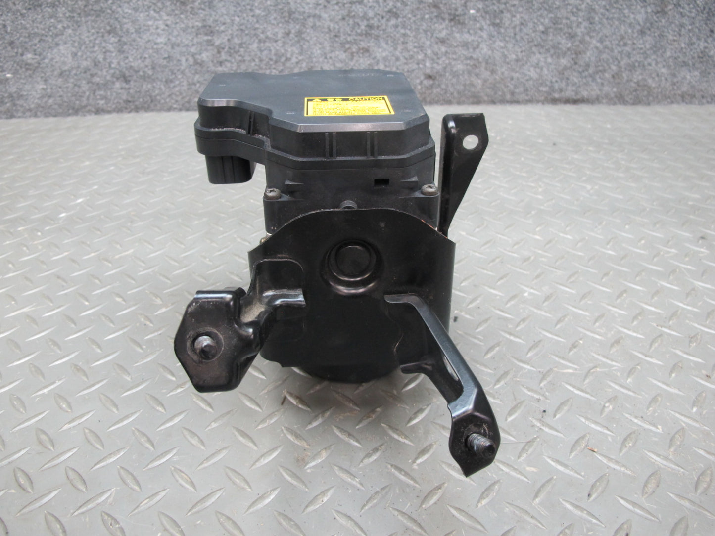 04-06 Lexus UCF30L LS430 Anti Lock Brake ABS Pump Module 44540-50040 OEM