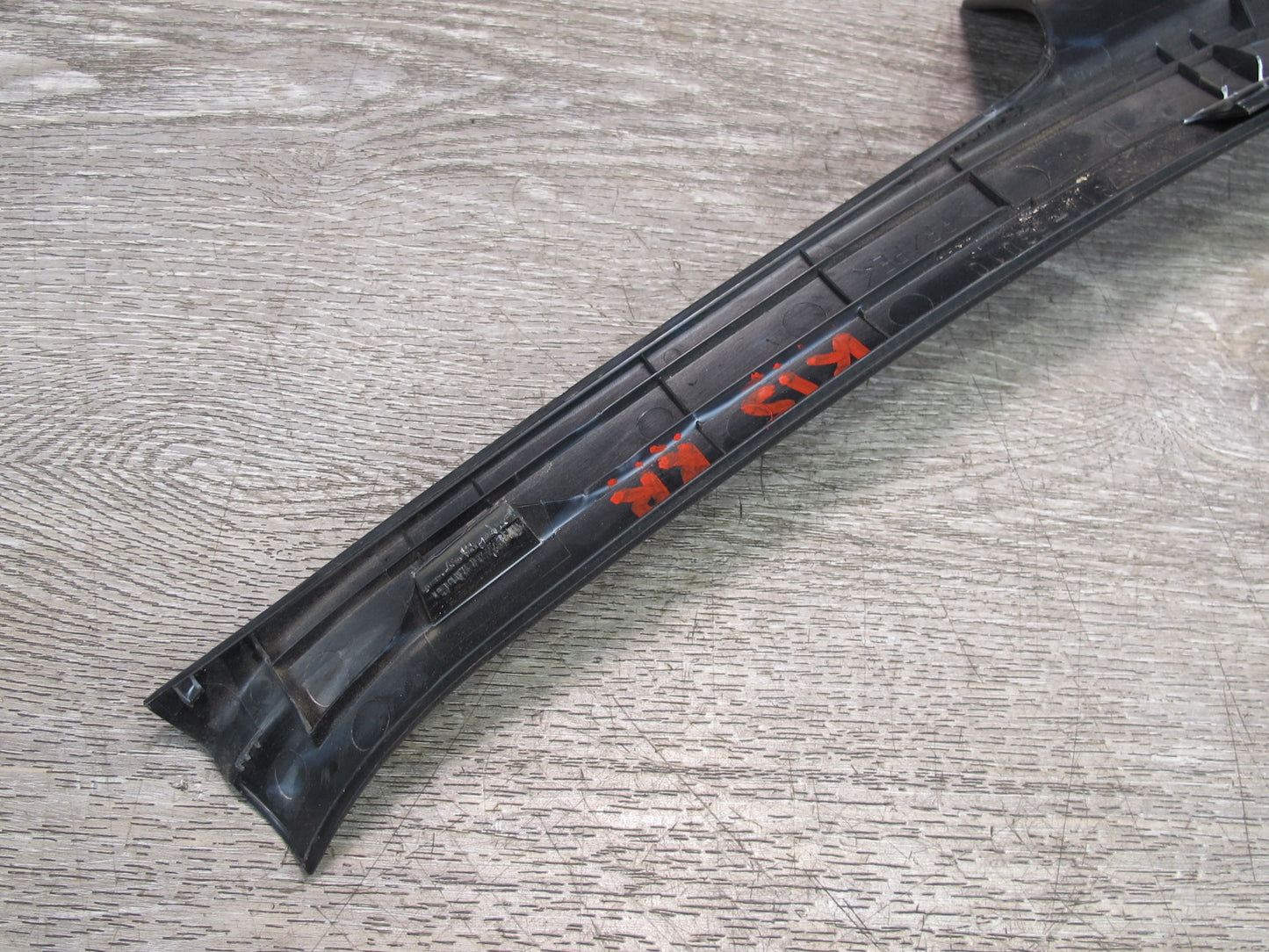 01-05 Lexus JCE10L IS300 Set of 4 Front & Rear Door Scuff Sill Plate Trim OEM
