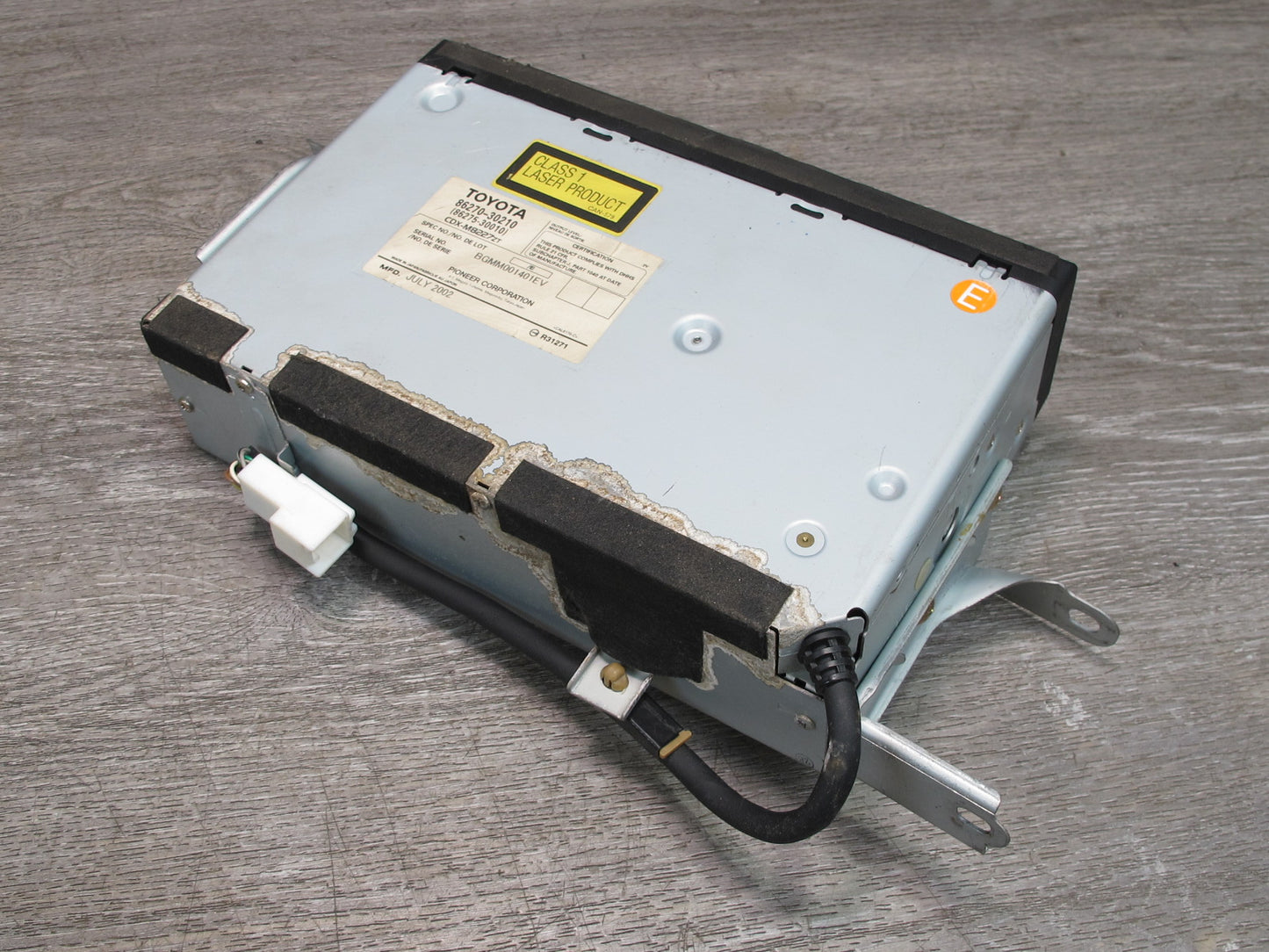 03-05 Lexus JZS160 GS400 GS430 GS300 CD Changer w Magazine 86270-30210 OEM