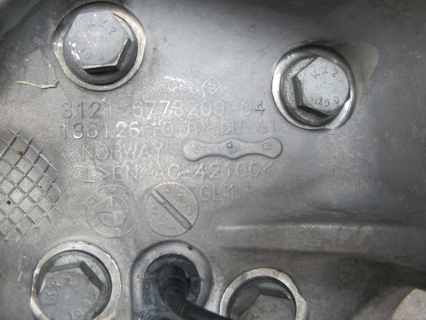 09-16 BMW E89 Z4 RWD Front Left Spindle Knuckle Wheel Hub Bearing 97K Mile OEM