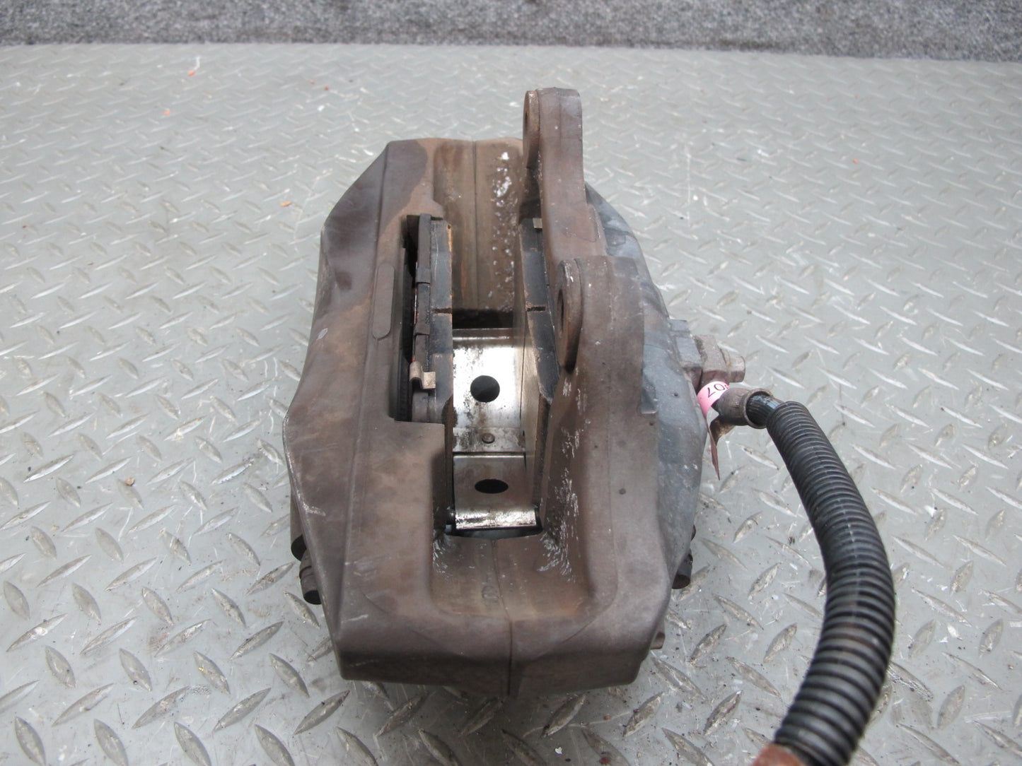 16-23 Chevrolet Camaro SS Front Left Brembo Brake Caliper OEM