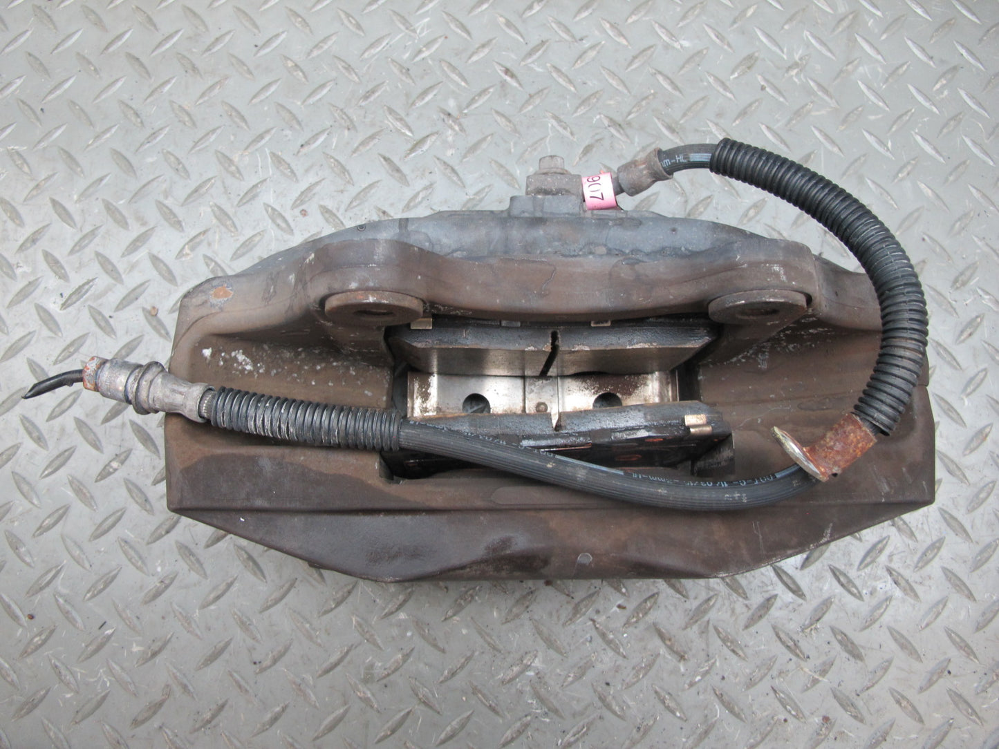16-23 Chevrolet Camaro SS Front Left Brembo Brake Caliper OEM