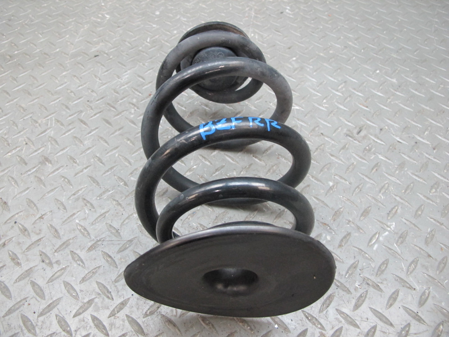 09-16 BMW E89 Z4 Set of 2 Rear Left & Right Suspension Coil Spring OEM