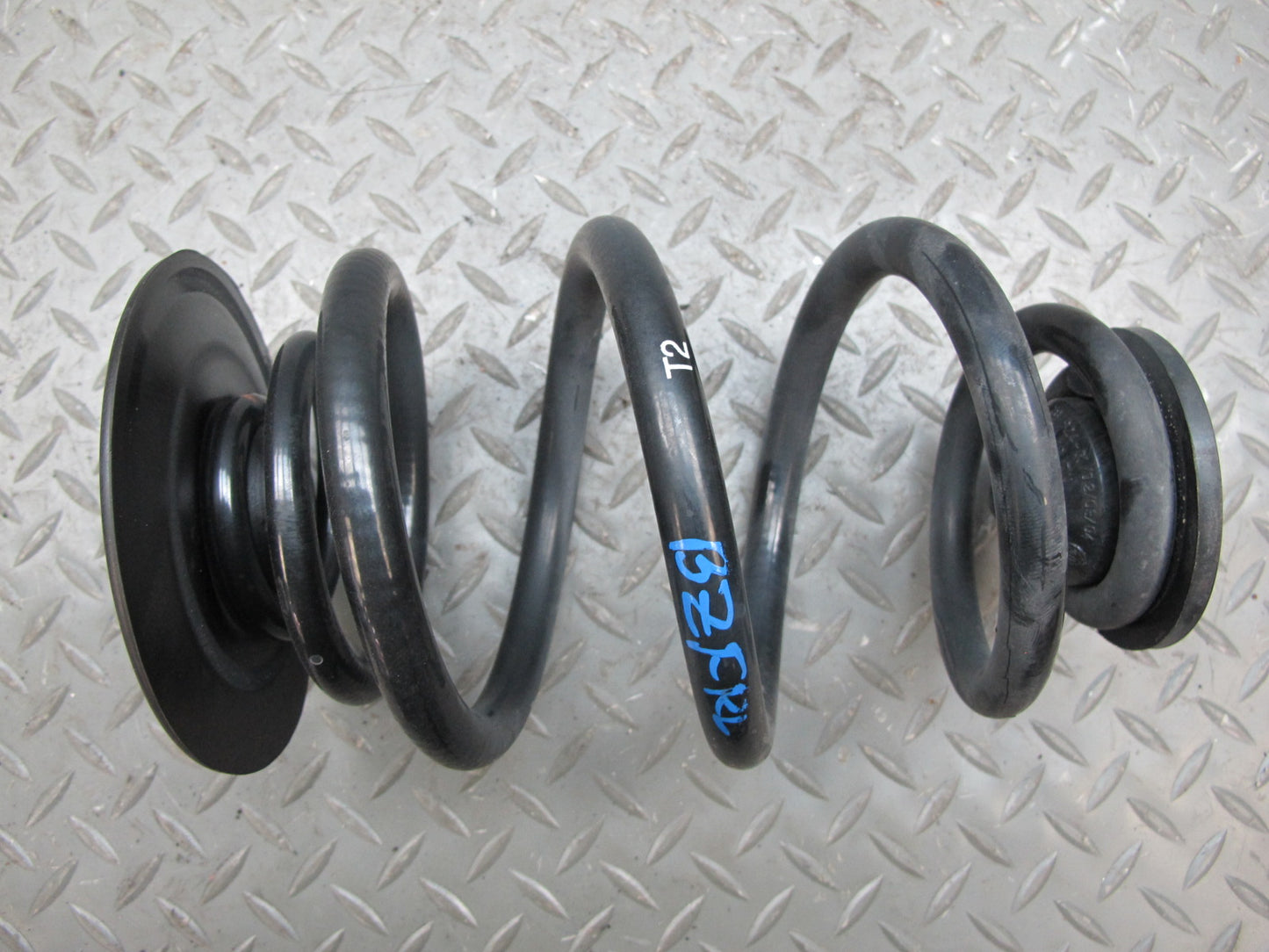 09-16 BMW E89 Z4 Set of 2 Rear Left & Right Suspension Coil Spring OEM