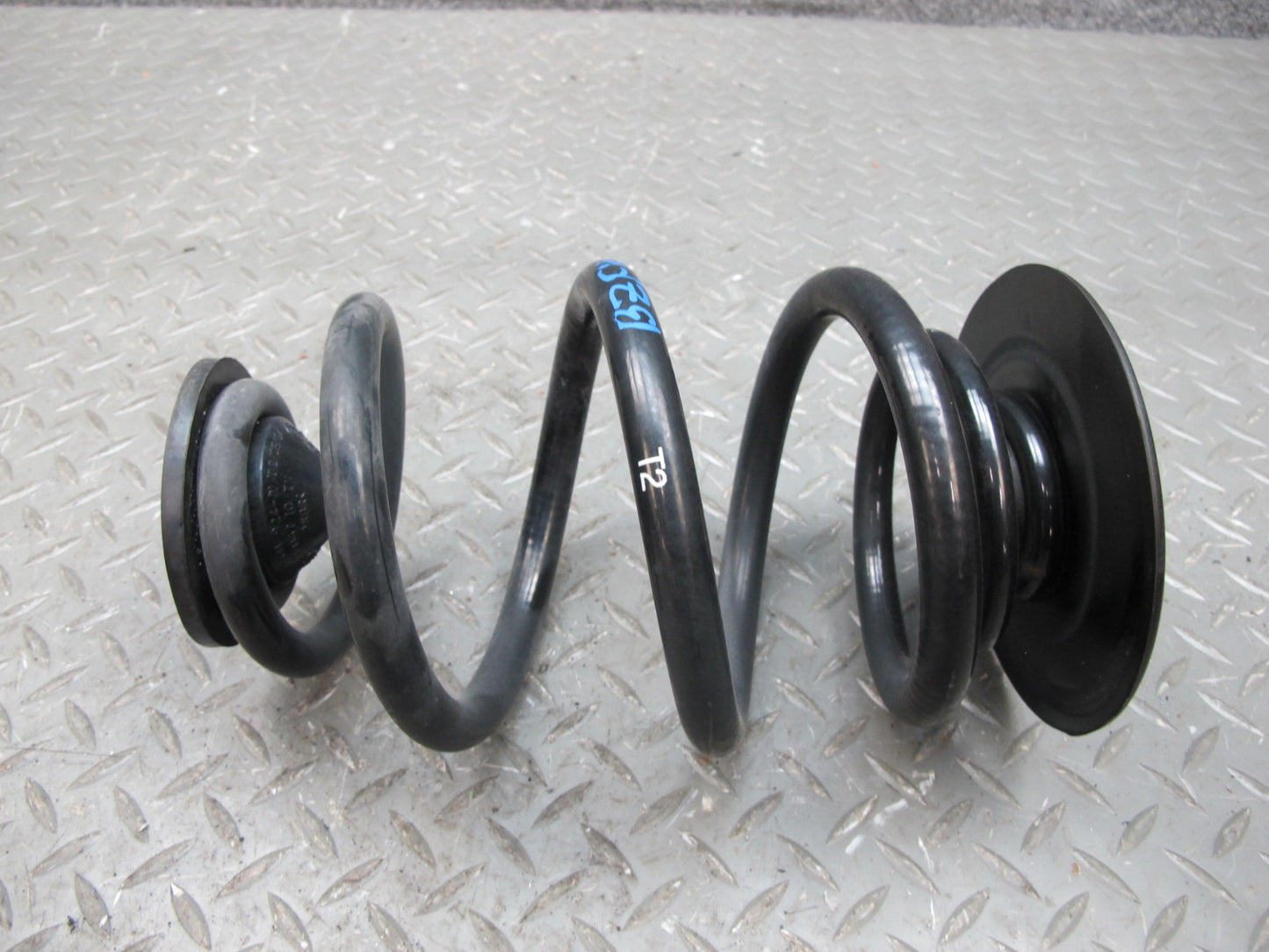 09-16 BMW E89 Z4 Set of 2 Rear Left & Right Suspension Coil Spring OEM