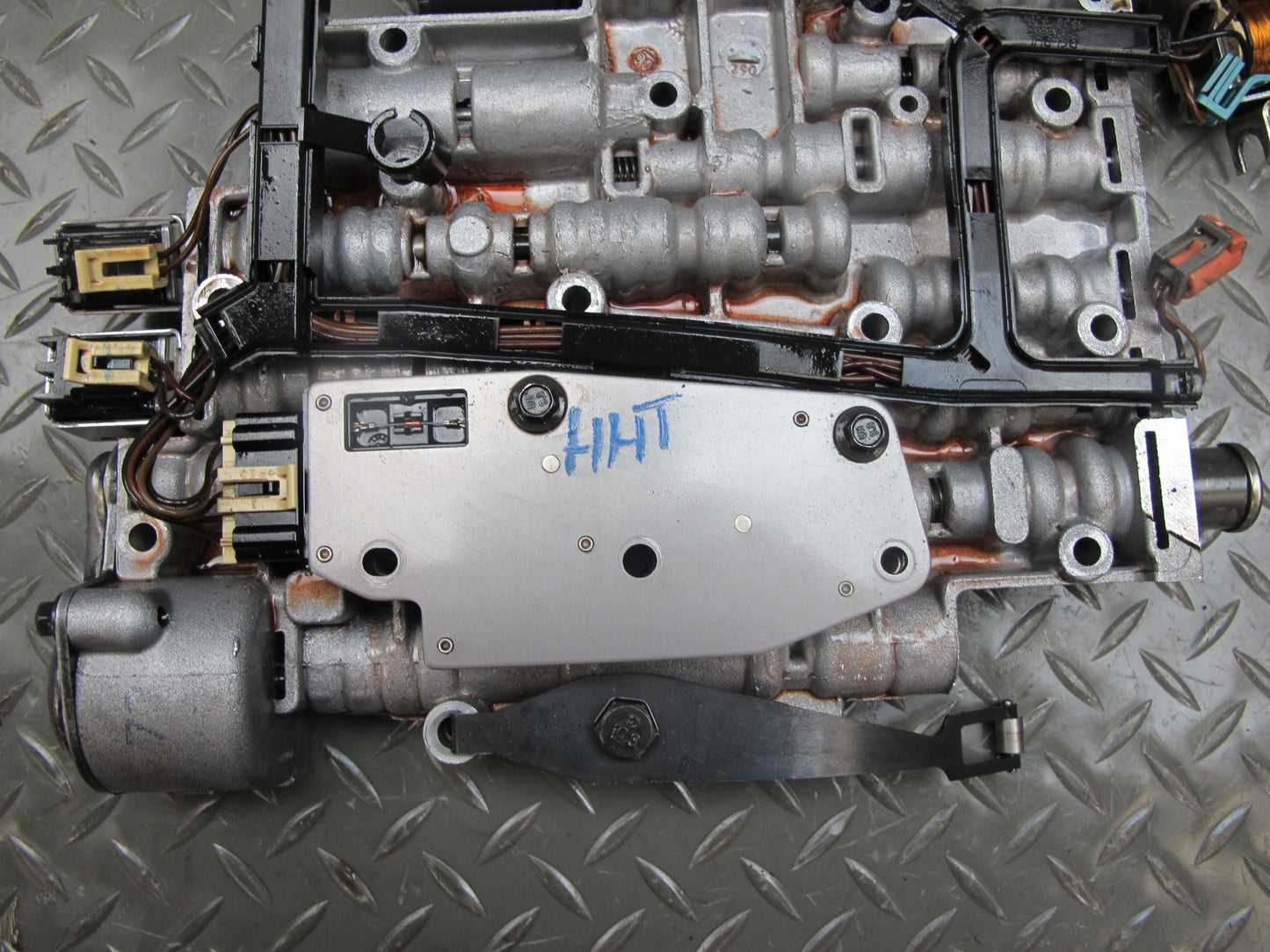 2003-2007 Hummer H2 4L65E Automatic Transmission Valve Body Mechatronic w Piston