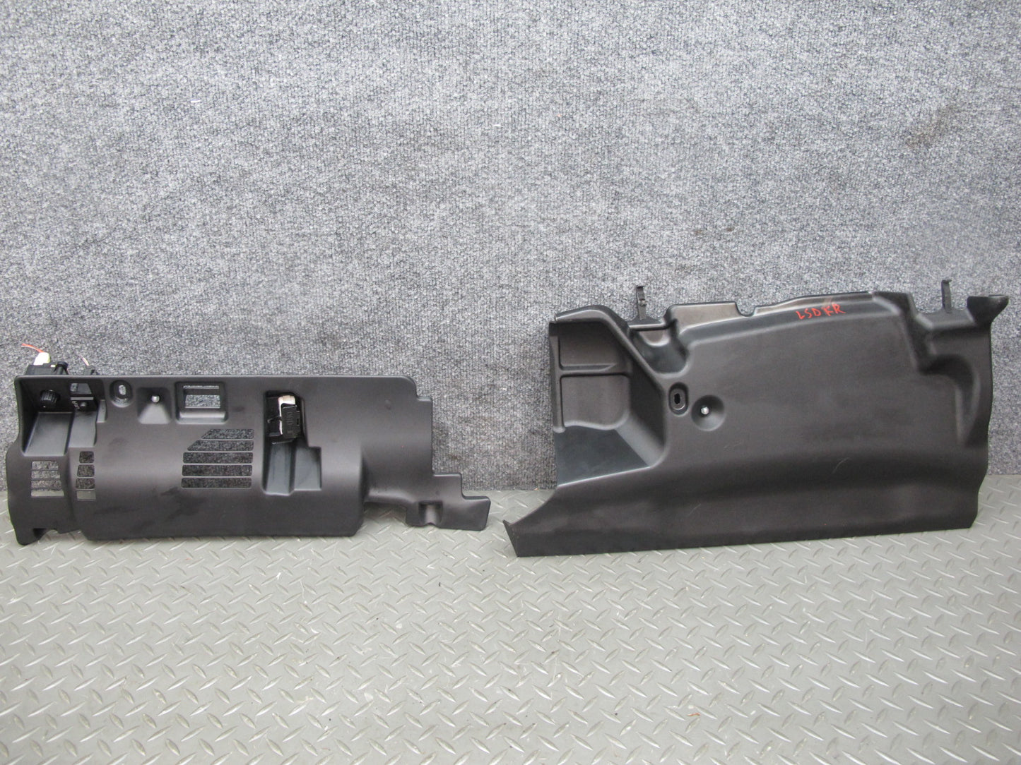 04-06 Lexus UCF30L LS430 Set of 2 Dash Left & Right Lower Knee Trim Cover OEM