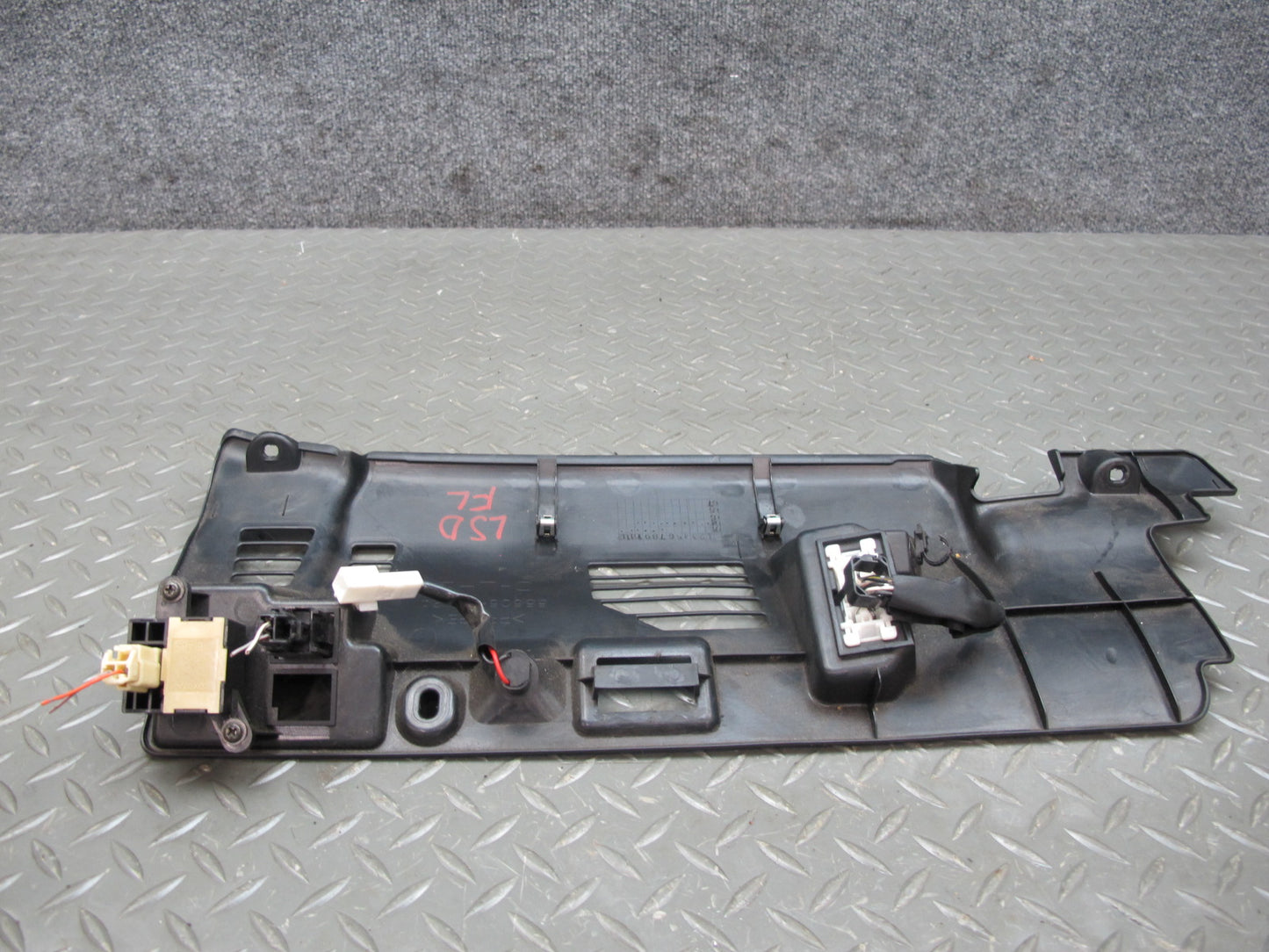 04-06 Lexus UCF30L LS430 Set of 2 Dash Left & Right Lower Knee Trim Cover OEM