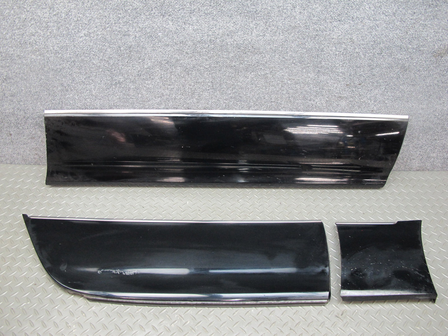 04-06 Lexus UCF30L LS430 Right Fender Door Exterior Trim Molding Panel Set OEM