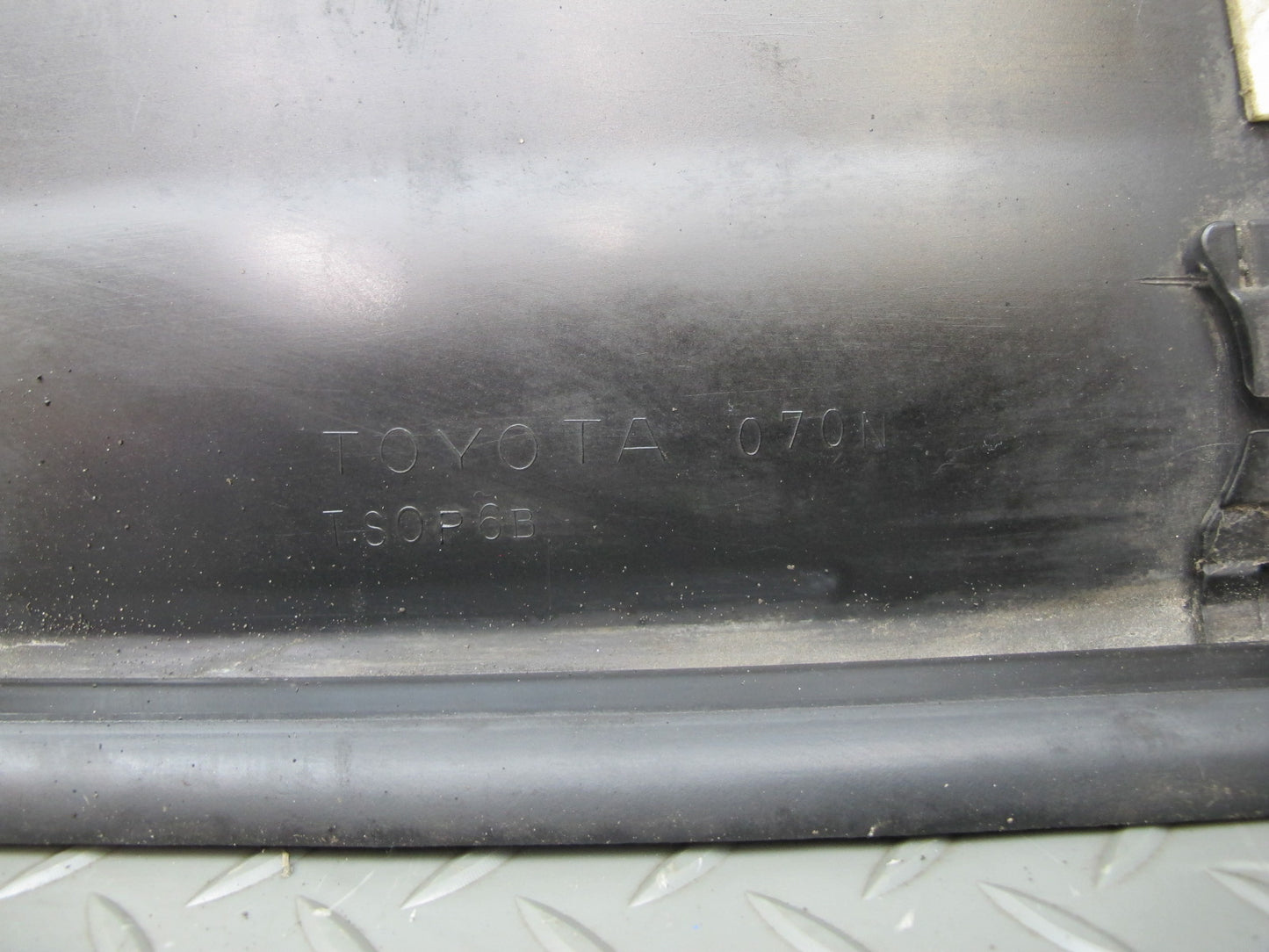 04-06 Lexus UCF30L LS430 Right Fender Door Exterior Trim Molding Panel Set OEM