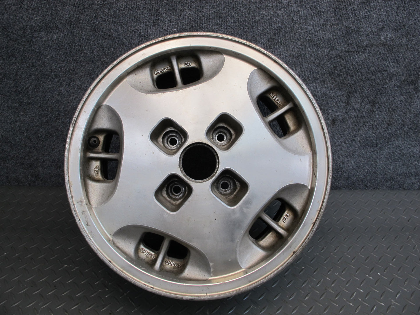 84-85 Nissan Z31 300ZX Set of 4 Factory R15" Alloy Wheel Rim 15x6.5JJ ET30 OEM