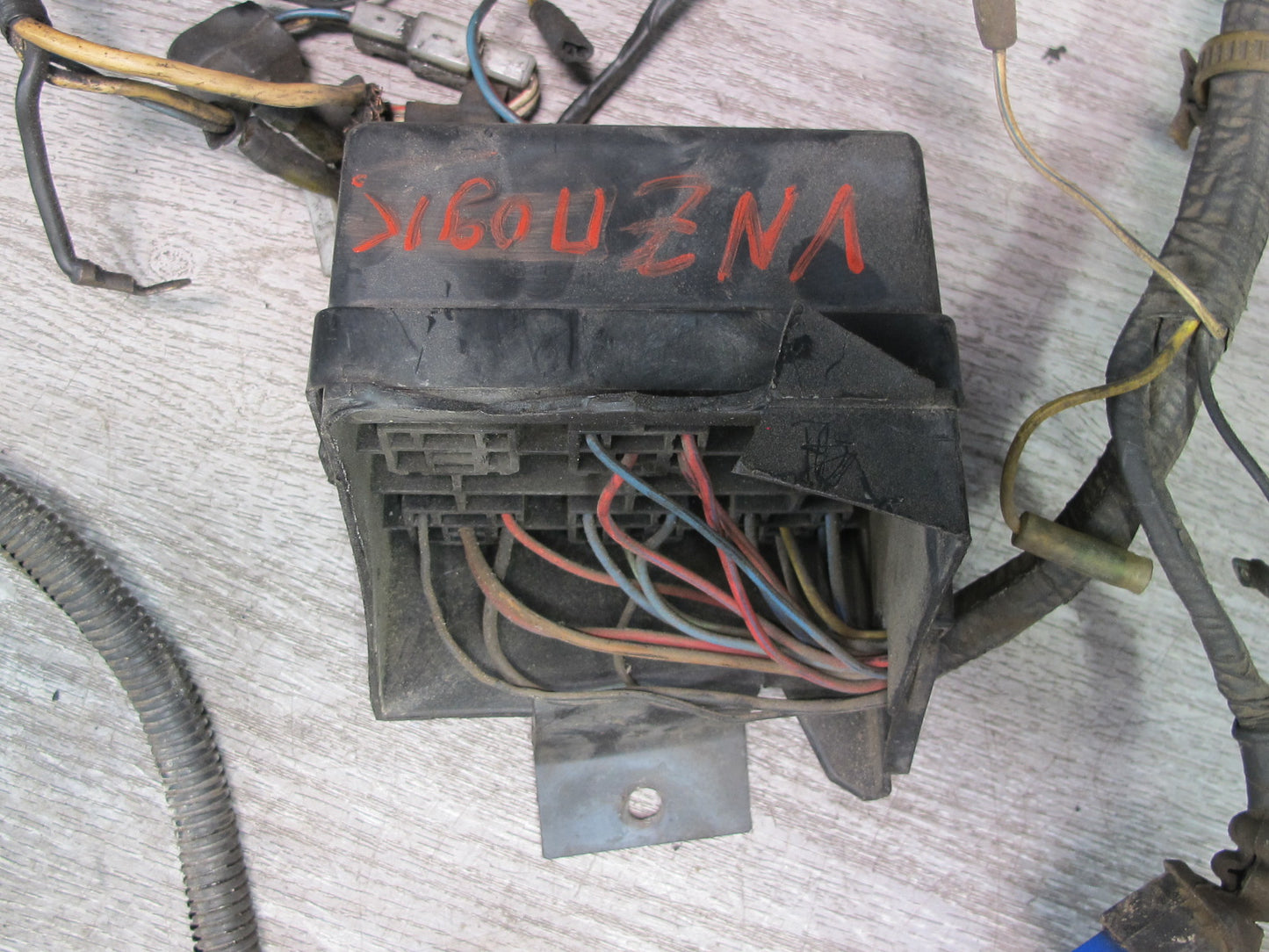 80-82 Datsun Nissan S130 280ZX Engine Bay Wire Wiring Harness w Relay Box OEM