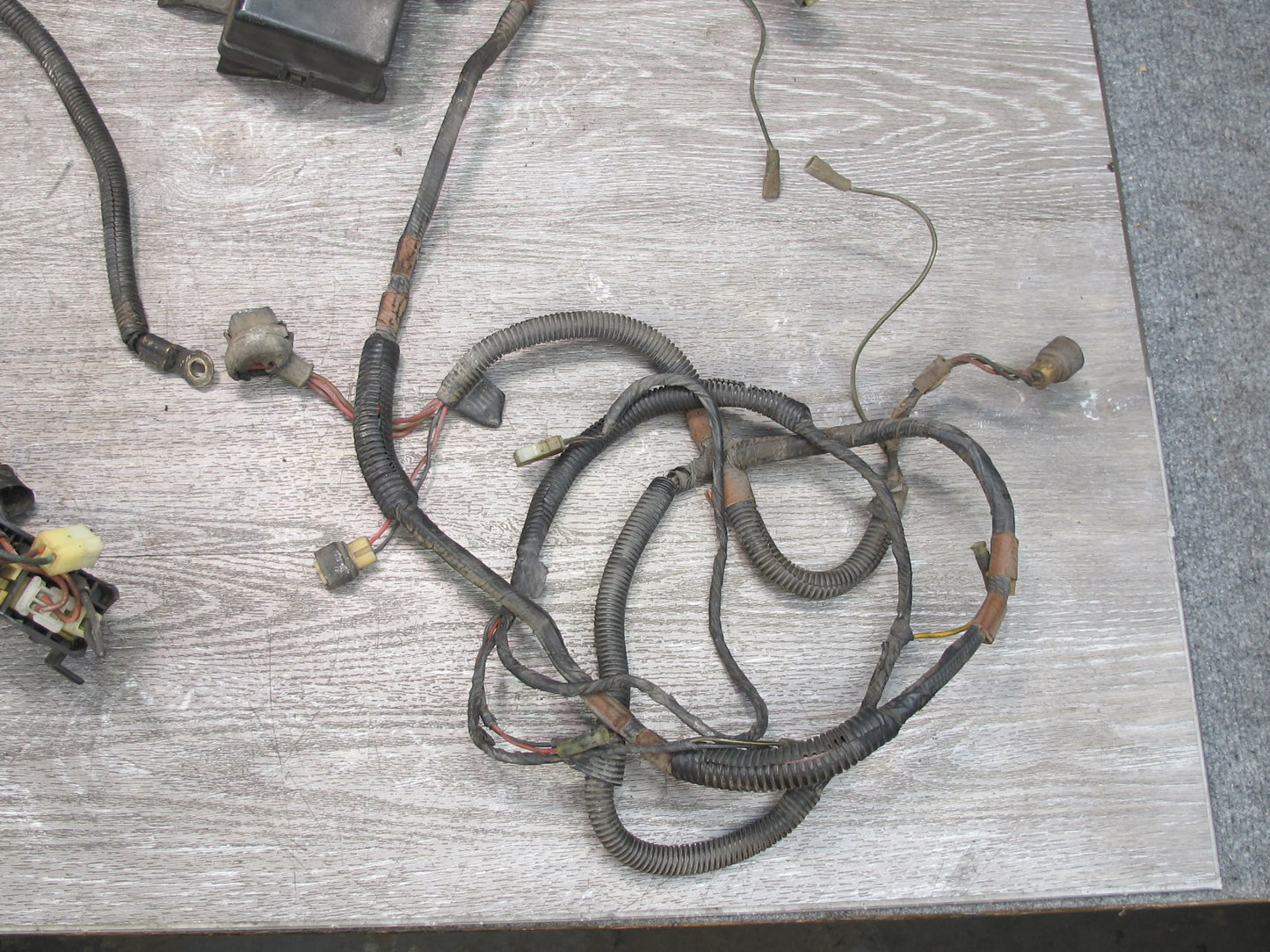 80-82 Datsun Nissan S130 280ZX Engine Bay Wire Wiring Harness w Relay Box OEM
