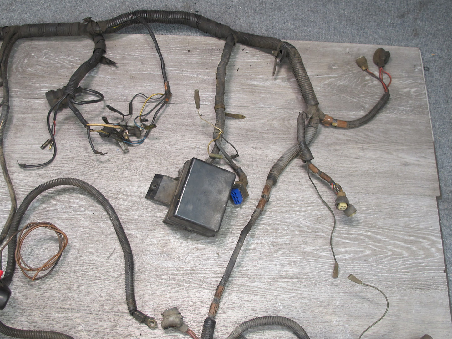 80-82 Datsun Nissan S130 280ZX Engine Bay Wire Wiring Harness w Relay Box OEM