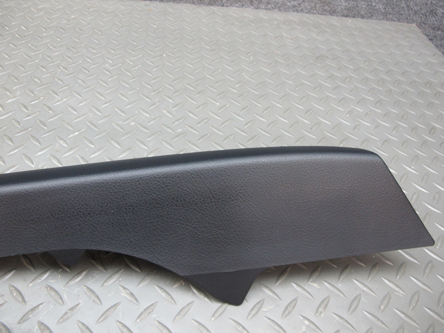 01-06 Lexus UCF30L LS430 Set of 2 Rear Quarter Lower Pillar Trim Panel OEM