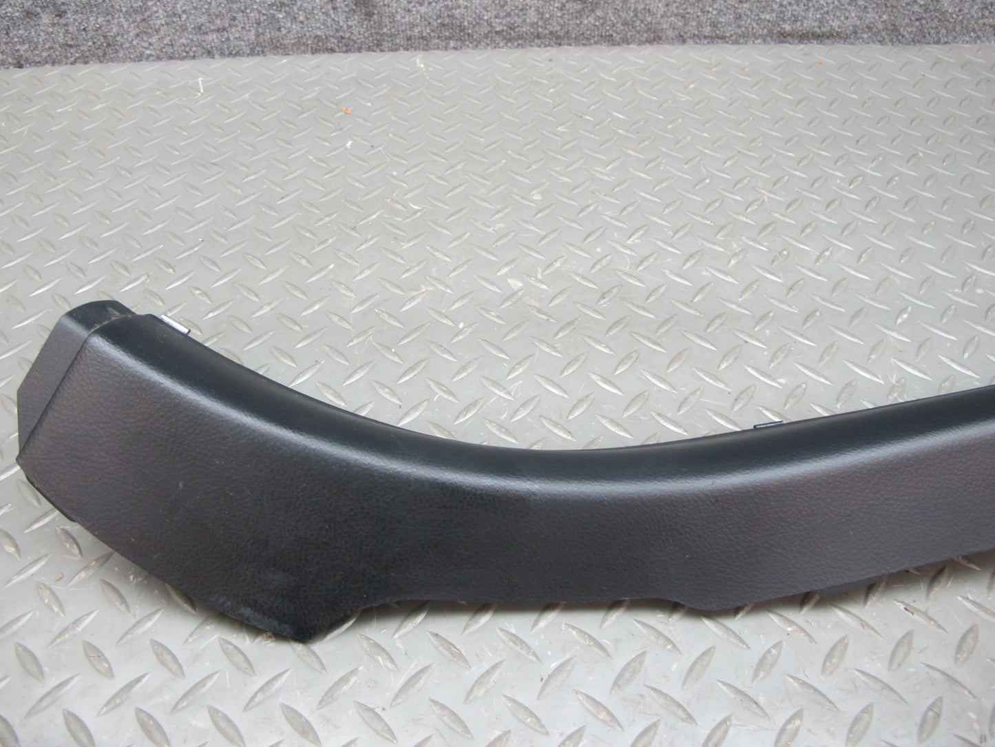 01-06 Lexus UCF30L LS430 Set of 2 Rear Quarter Lower Pillar Trim Panel OEM
