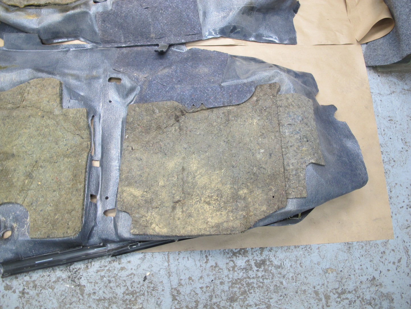 92-96 Toyota Cresta MARK2 JZX90 Floor MAT Carpet Liner Cover OEM