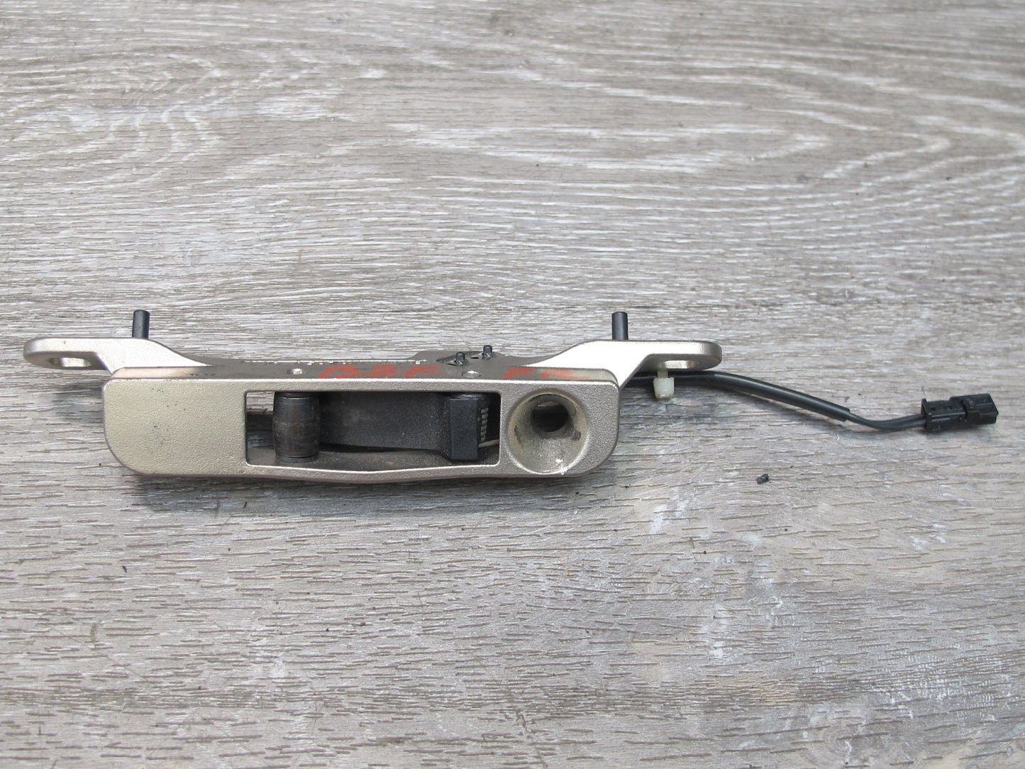 09-16 BMW E89 Z4 Convertible TOP Roof Lock Latch Striker Plate Set OEM