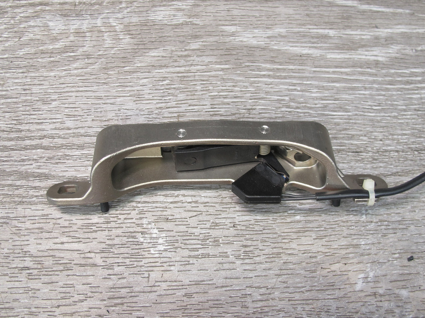09-16 BMW E89 Z4 Convertible TOP Roof Lock Latch Striker Plate Set OEM