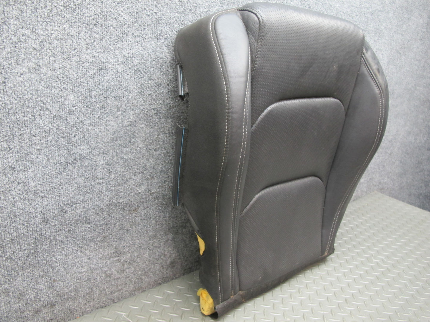 16-23 Chevrolet Camaro Front Right Seat Lower Leather Cushion OEM