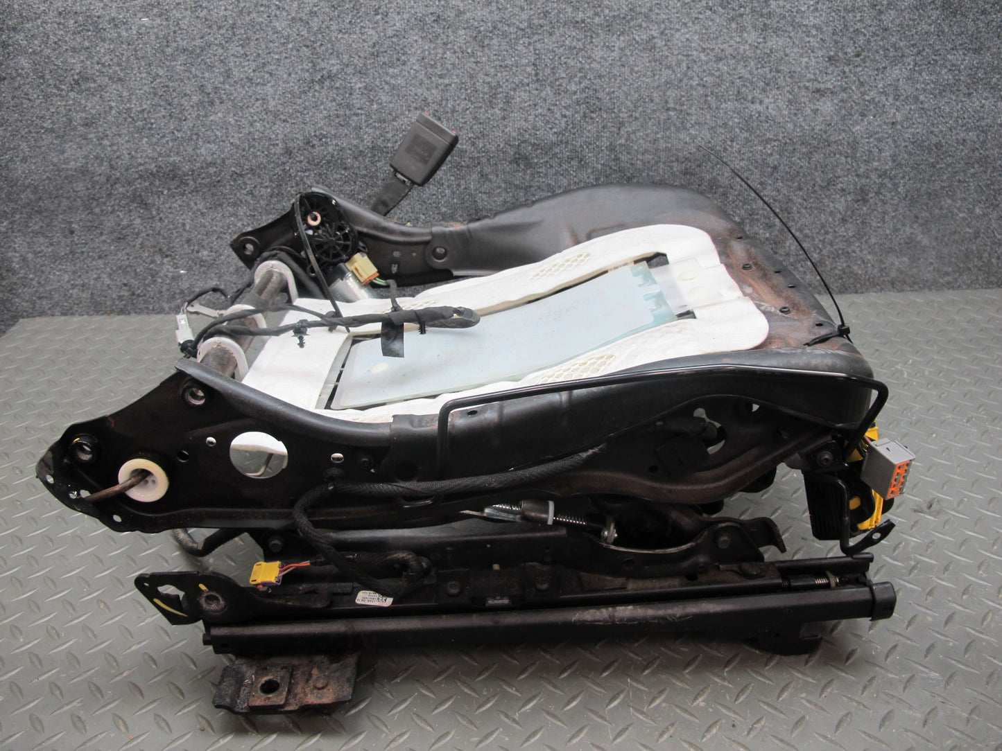 16-23 Chevrolet Camaro Front Right Seat Lower Frame Track Rail w Motors OEM