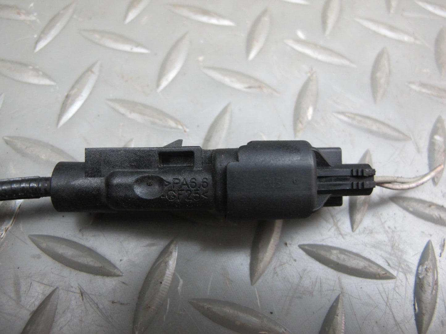 16-23 Chevrolet Camaro Set of 2 Front ABS Wheel Speed Sensor 23408832 OEM