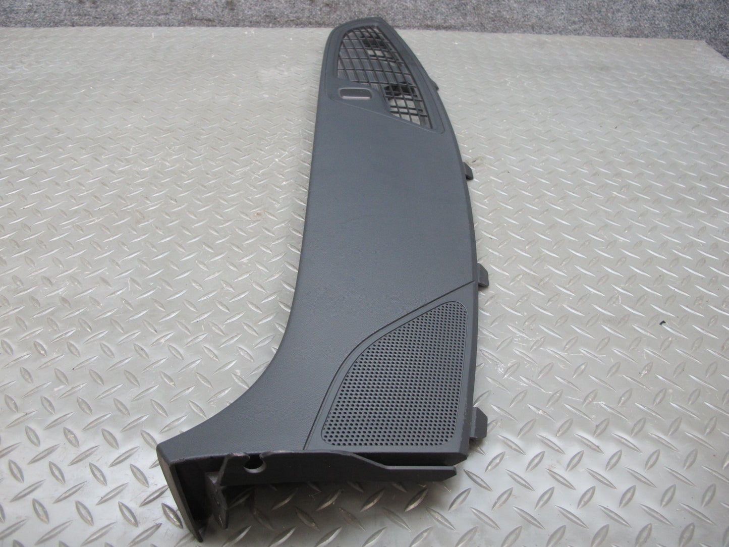 16-23 Chevrolet Camaro Dash Front Left Speaker & Right Vent Trim Panel OEM