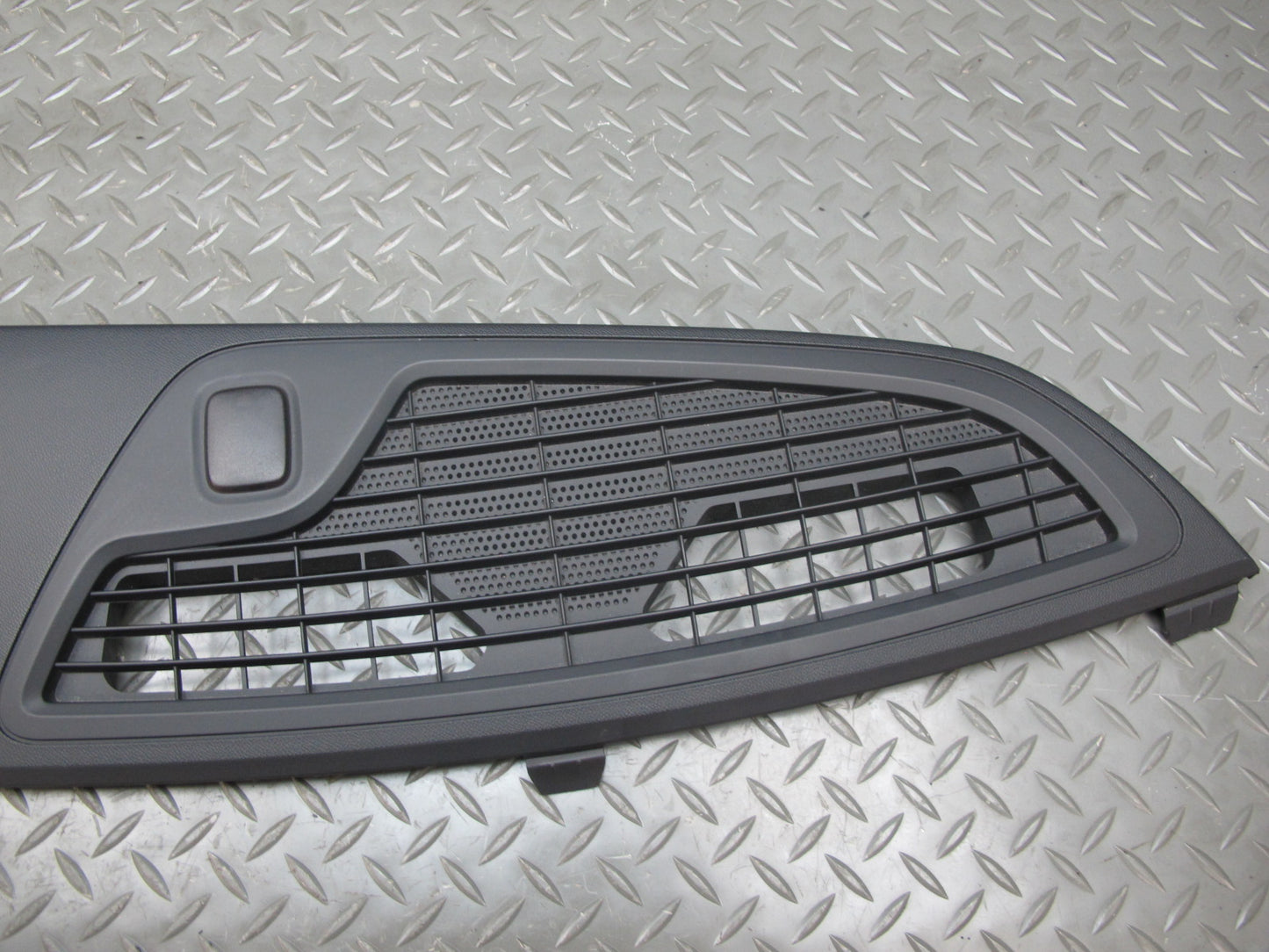 16-23 Chevrolet Camaro Dash Front Left Speaker & Right Vent Trim Panel OEM