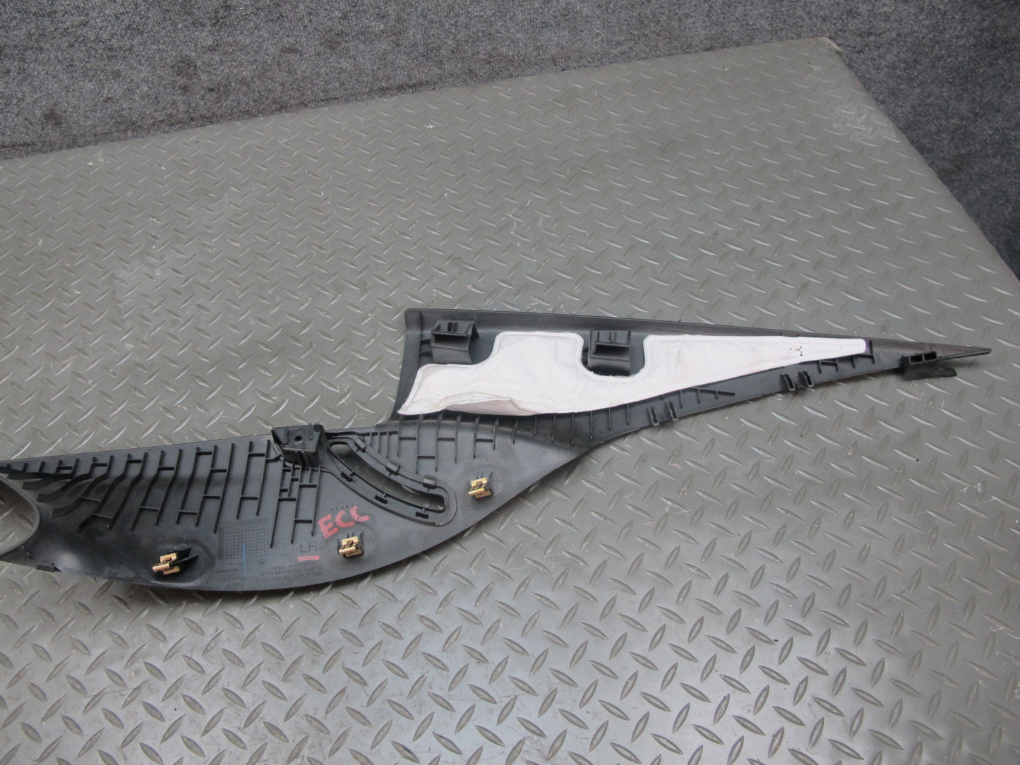 16-23 Chevrolet Camaro Set of 2 Rear Quarter C Pillar Interior Trim Panel OEM