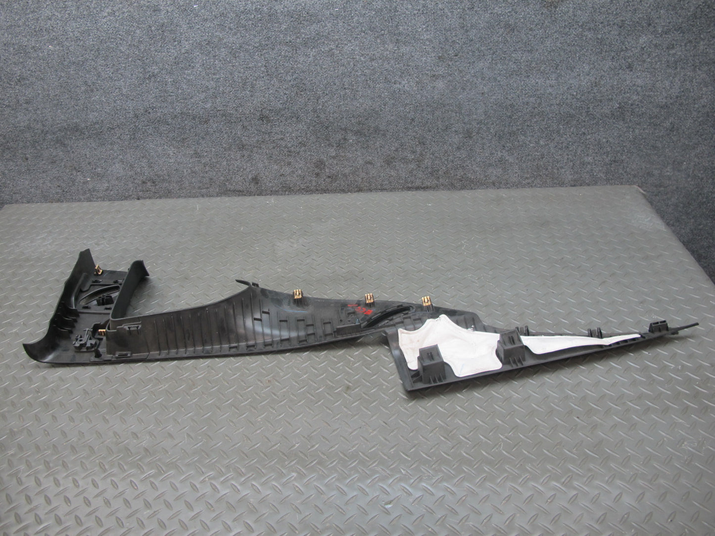 16-23 Chevrolet Camaro Set of 2 Rear Quarter C Pillar Interior Trim Panel OEM