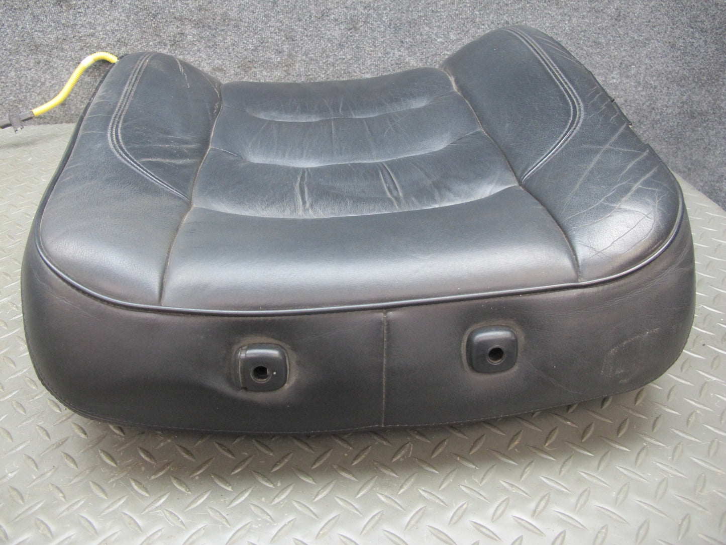 03-05 Lexus JZS160L GS300 Front Left Leather Seat Upper Cushion Backrest OEM