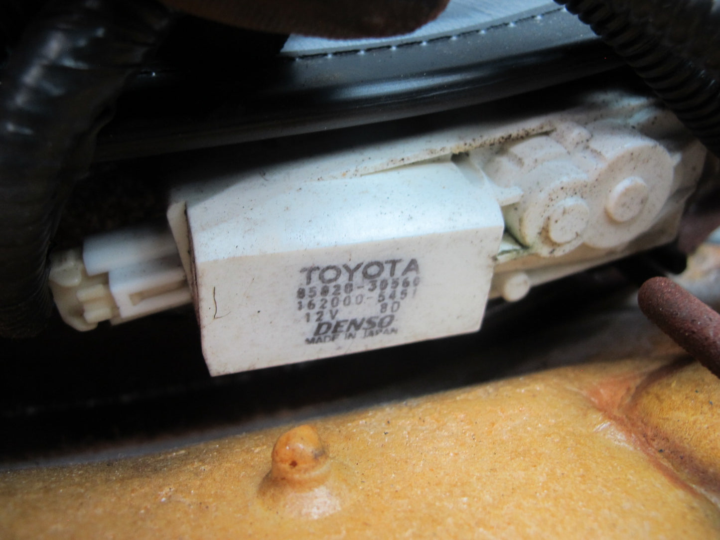 03-05 Lexus JZS160L GS300 Front Left Leather Seat Upper Cushion Backrest OEM