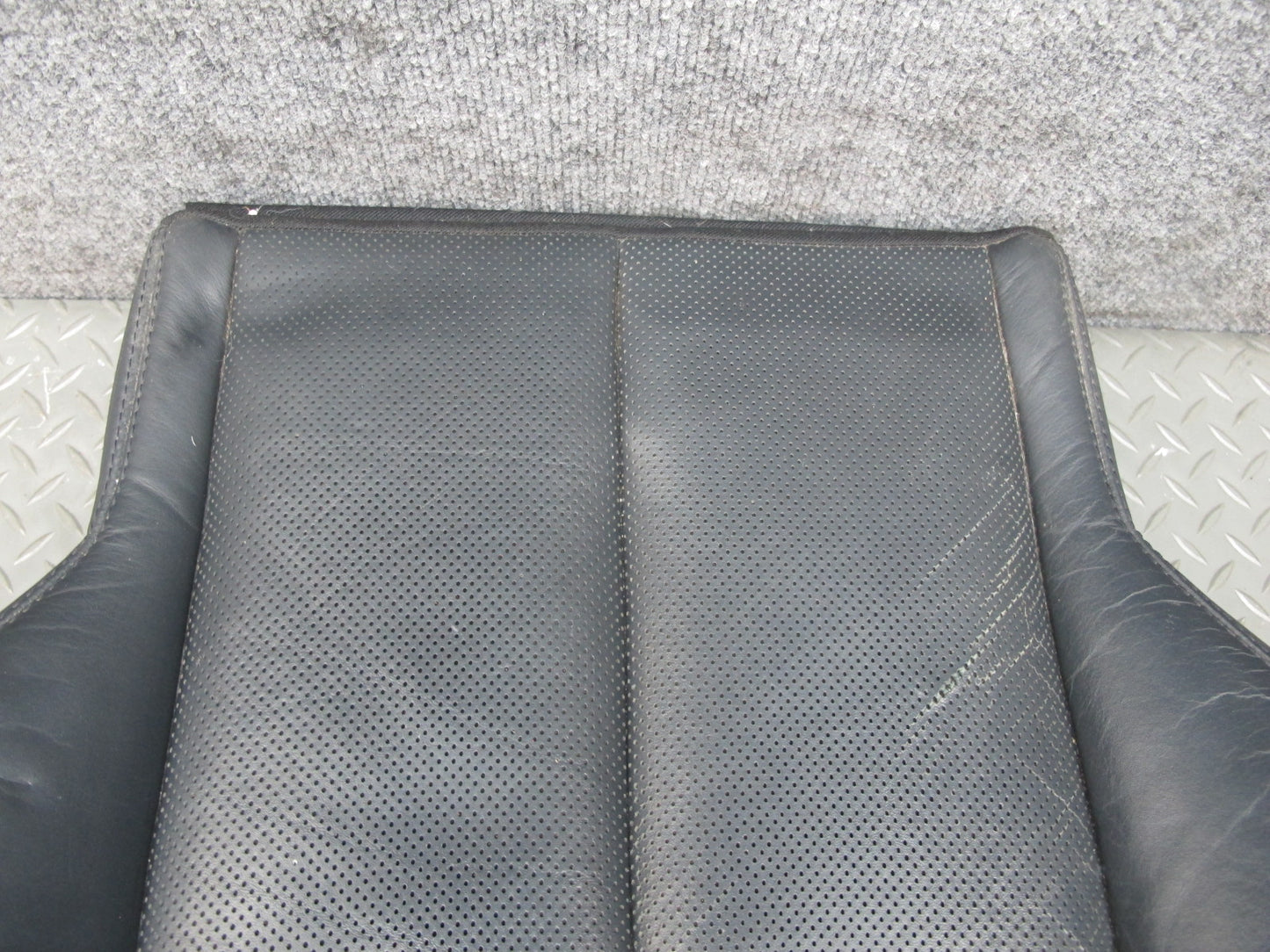 03-08 Mercedes R230 Front Left Seat Designo Perforated Lower Leather Cushion