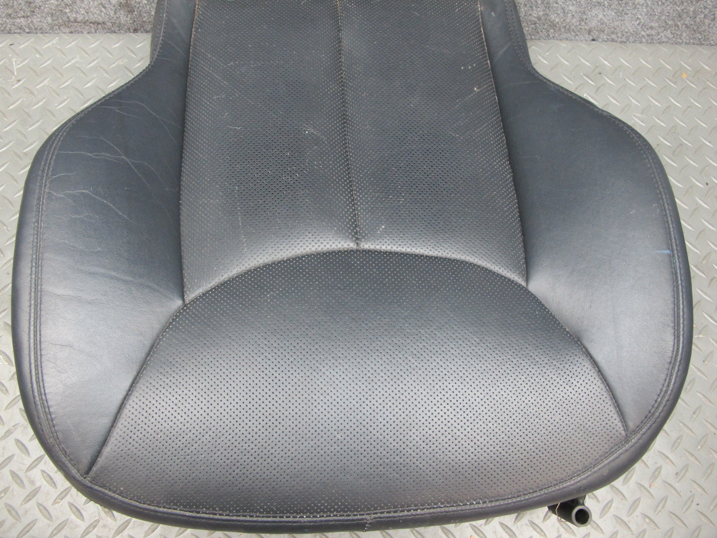 03-08 Mercedes R230 Front Right Seat Designo Perforated Lower Leather Cushion