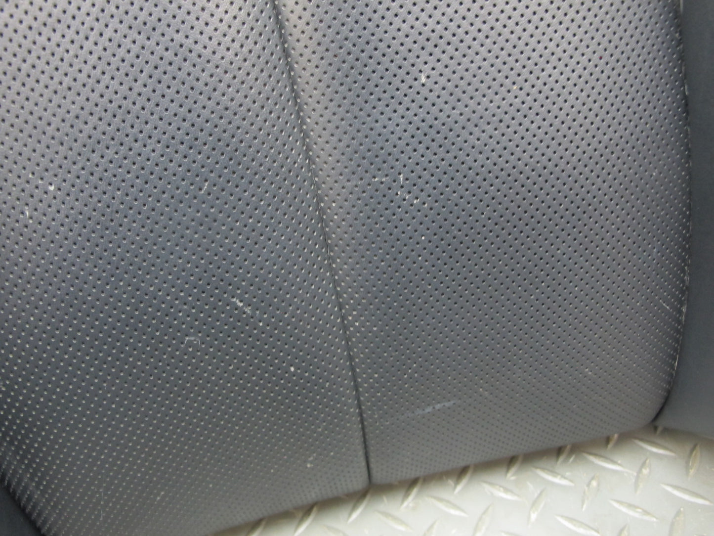 03-08 Mercedes R230 Front Right Seat Leather Upper Backrest Cushion OEM