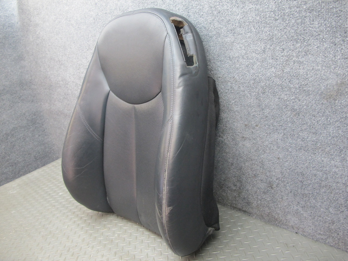 03-08 Mercedes R230 Front Left Seat Leather Upper Backrest Cushion OEM