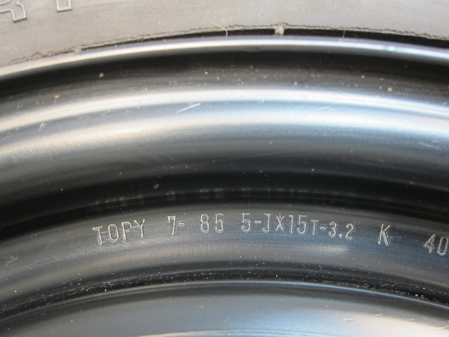 84-85 Nissan Z31 300ZX Emergency Spare Tire R15 15" Wheel 15x5J OEM