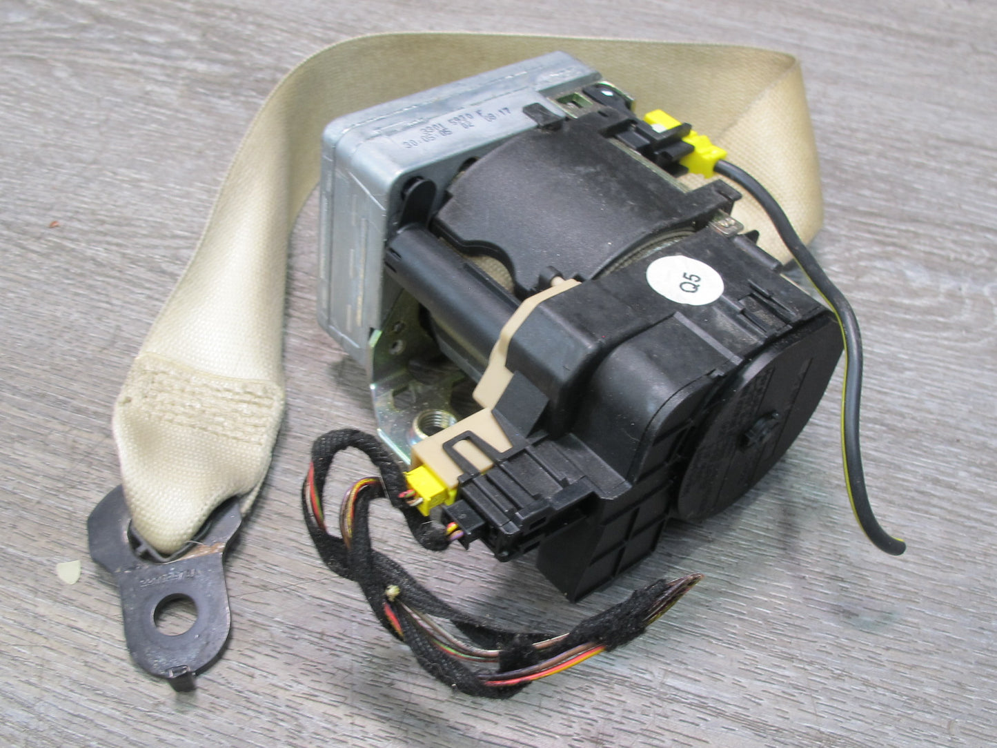 03-06 MERCEDES R230 SL500 FRONT LEFT & RIGHT SIDE SEATBELT RETRACTOR SET OEM