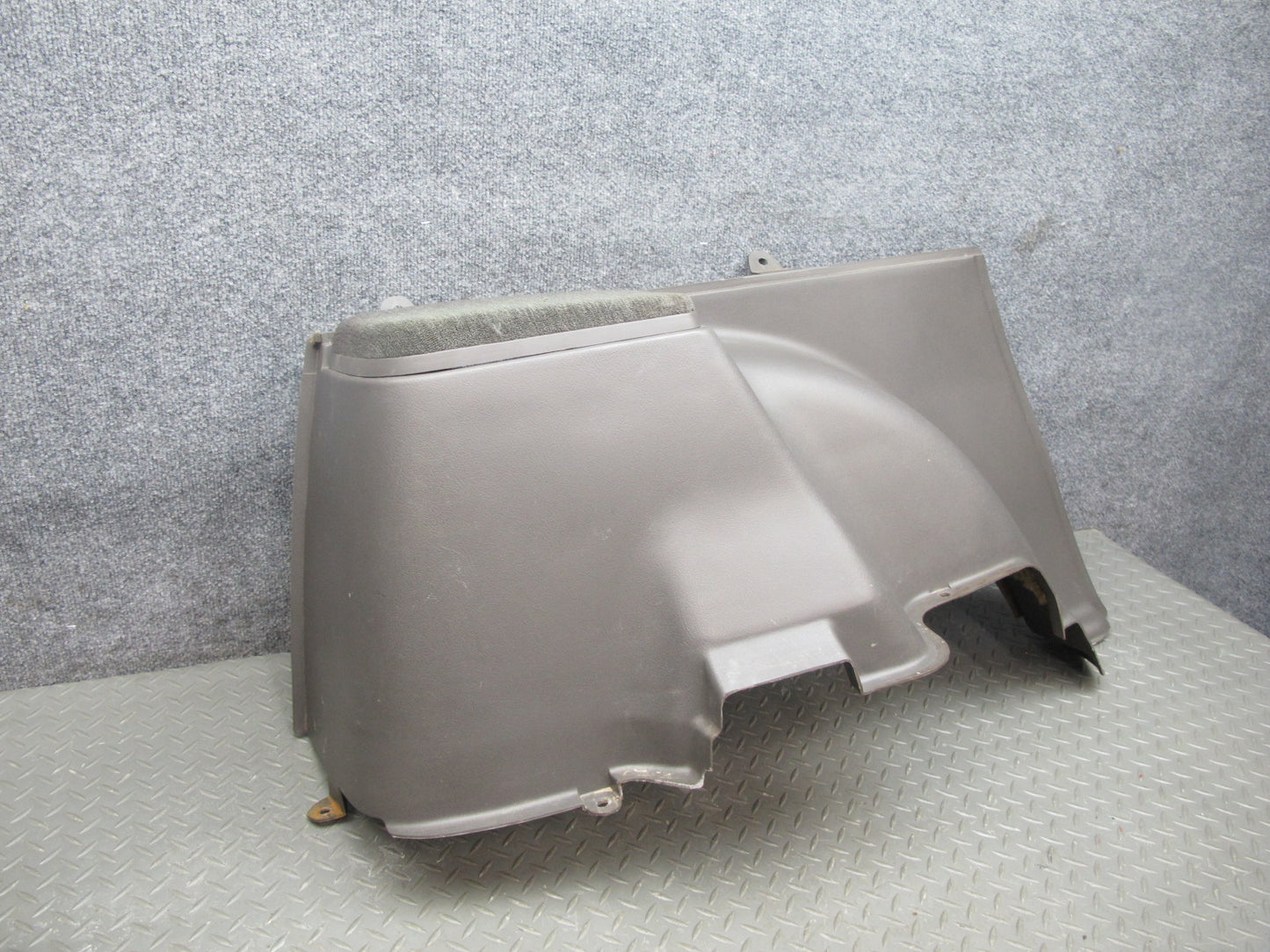 85-86 Nissan Z31 300ZX 2+0 Set of 2 Rear Left & Right Trunk Trim Cover OEM