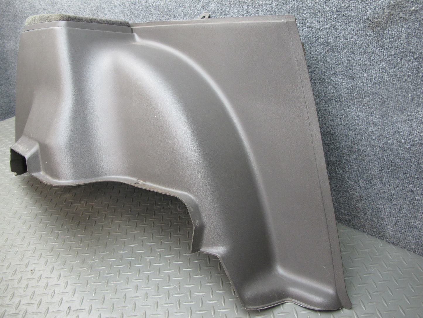 85-86 Nissan Z31 300ZX 2+0 Set of 2 Rear Left & Right Trunk Trim Cover OEM