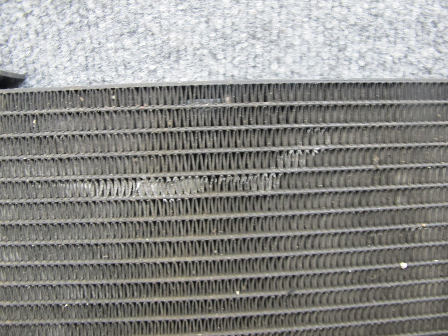 2003-2007 Hummer H2 A/C Air Conditioning Condenser 15790358